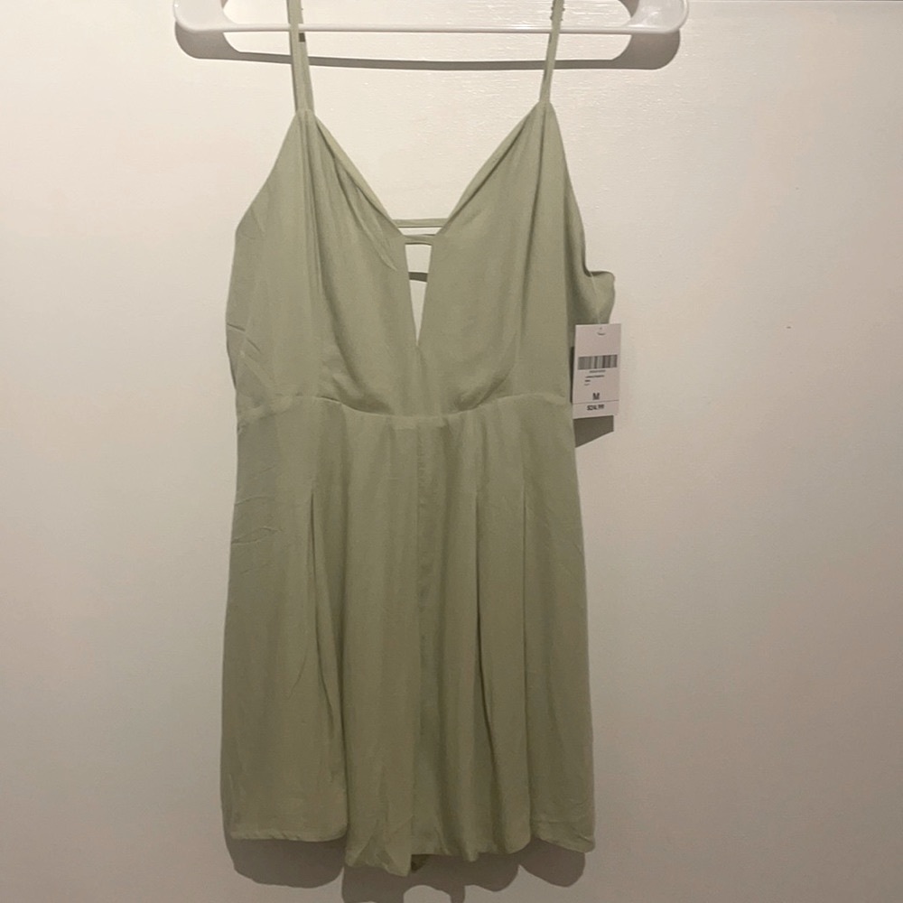 ✨Sage Green Forever 21 Romper NWT✨